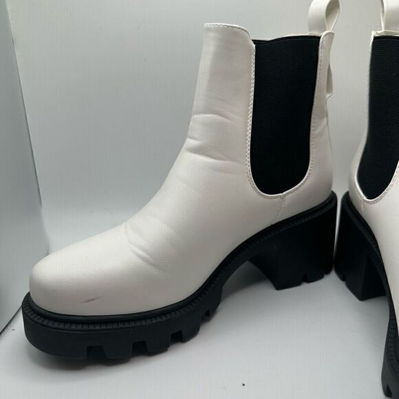CUSHIONAIRE Women's chelsea boot with Jeweled strap +Memory Foam 6 WHITE - Picture 7 of 8